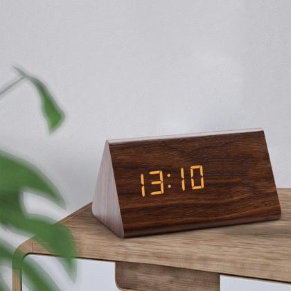 Simple wood grain triangle LED alar..